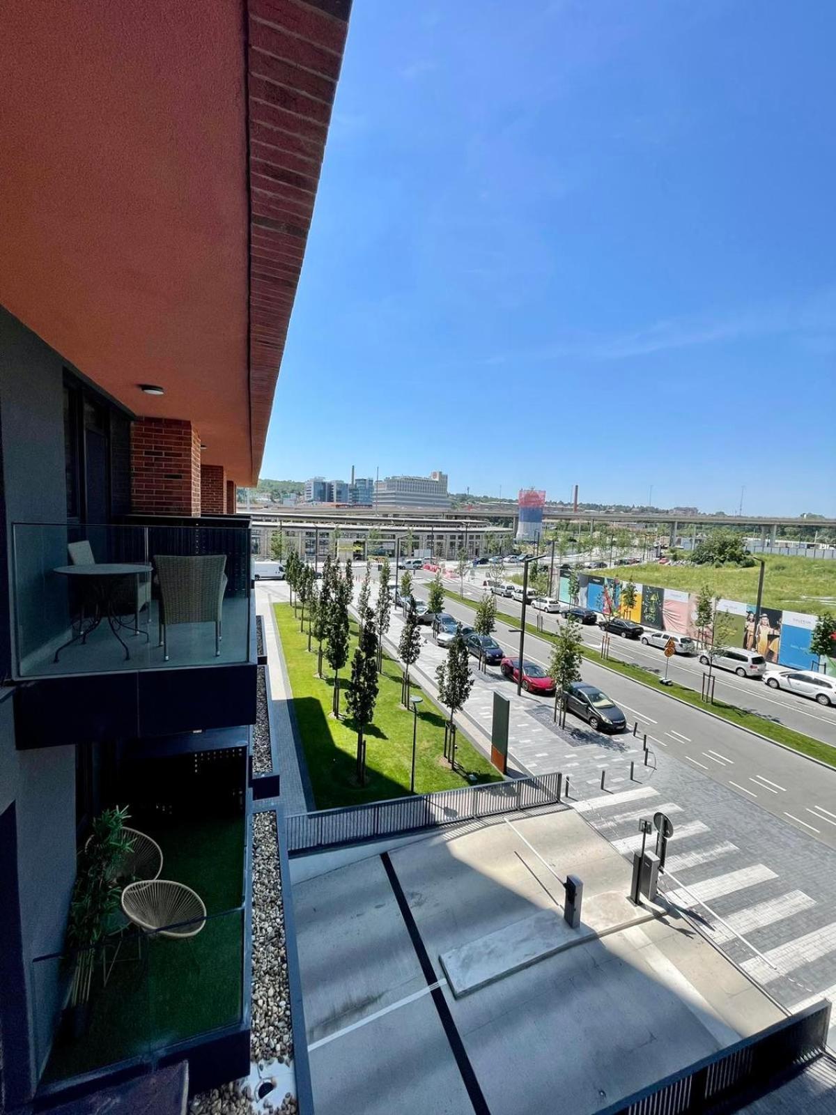 Waterfront - Na Vodi - Bg011